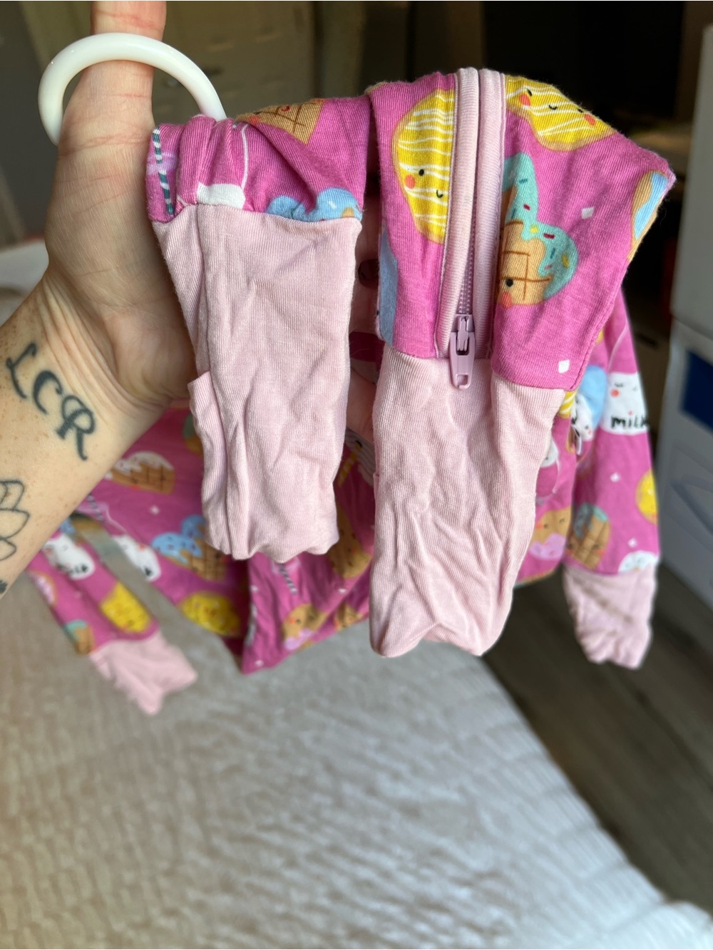 Little Sleepies Pink Milk & Cookies Footie Pajamas Size 6-12M VGUC - Picture 4 of 7
